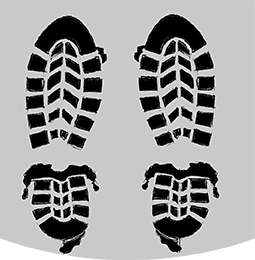 Self-cleaning outsole